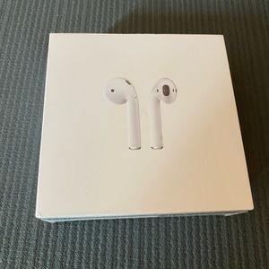 Apple AirPods 2nd Generation New Unopened